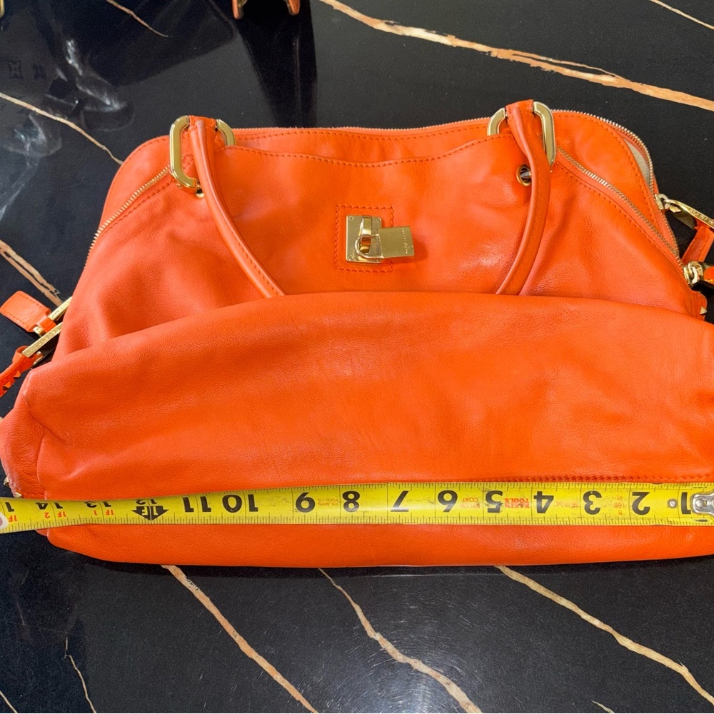 Marc Jacobs Orange Leather Shoulder Bag with Gold Hardware - Picture 13 of 13